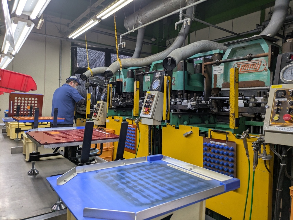 朝日精密ゴム株式会社 現場