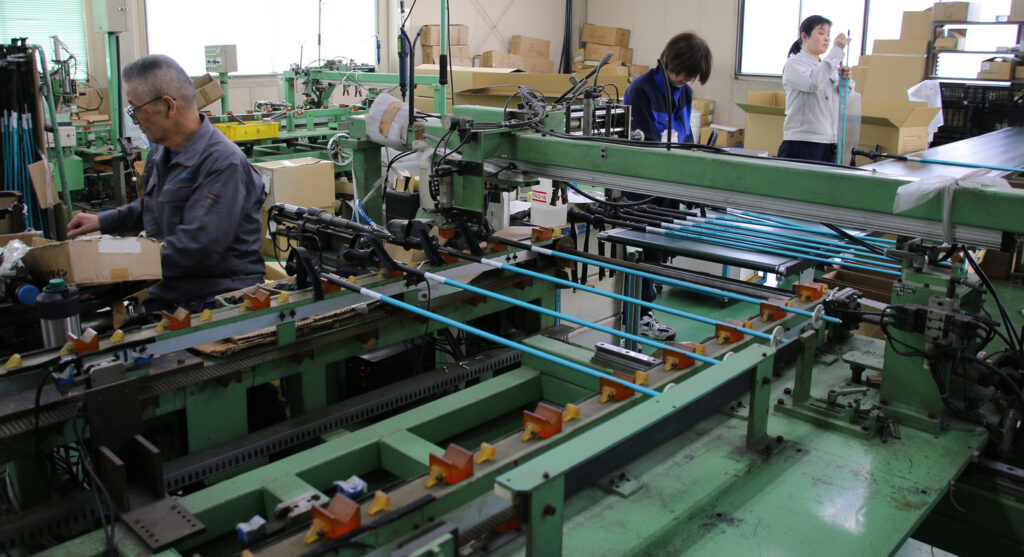 株式会社キザキ 成型工程